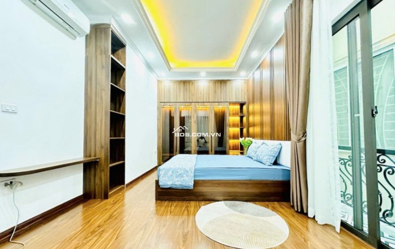 Bán Nhà Cầu Giấy, 3 Mặt Thoáng, Ngõ Rộng, 58m2, 4 Tầng, MT lớn. Hơn 9 Tỷ. 0325026845